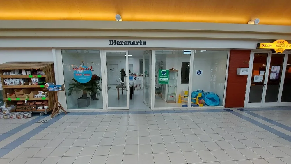 Dr. Woof! Locatie Ommoord