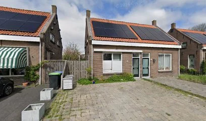 Hondenuitlaatservice: Hondenuitlaatdienst Qaina