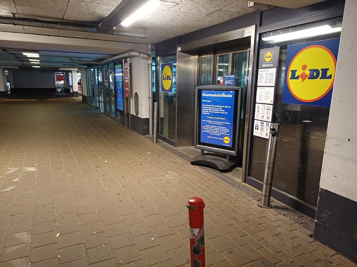 Winkelcentrum de Mare - 2